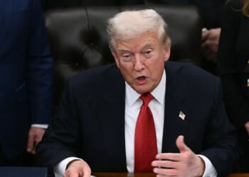 EXCLUSIVE: Pro-Trump Group Wades Into GOP Battle Over AI Regulation