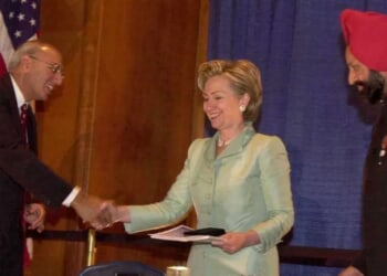 FBI Caught Hillary Clinton Discussing Donations With Foreign Felon