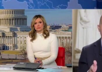 Hakeem Jeffries begrudgingly gives Trump credit for securing border