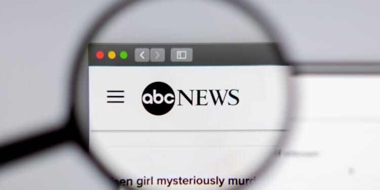 Holocaust and Bondi Beach Survivors' Daughter Calls Out ABC Biased Reporting Live on Air [WATCH]