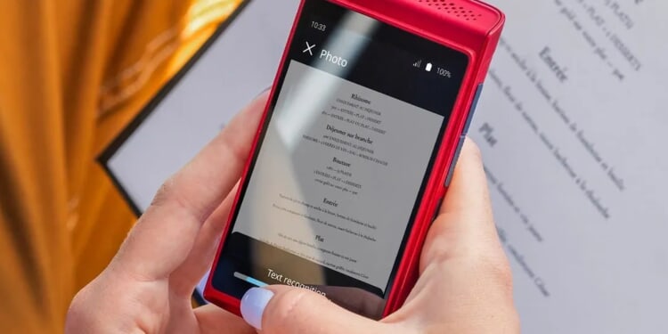 How Translator Devices Break Language Barriers and Build Lasting Friendships Abroad