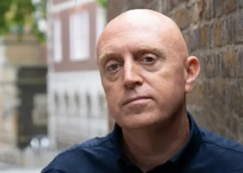 Inside a Crisis: A Former Major Crime Detective Explains Why Organisations Get It Wrong