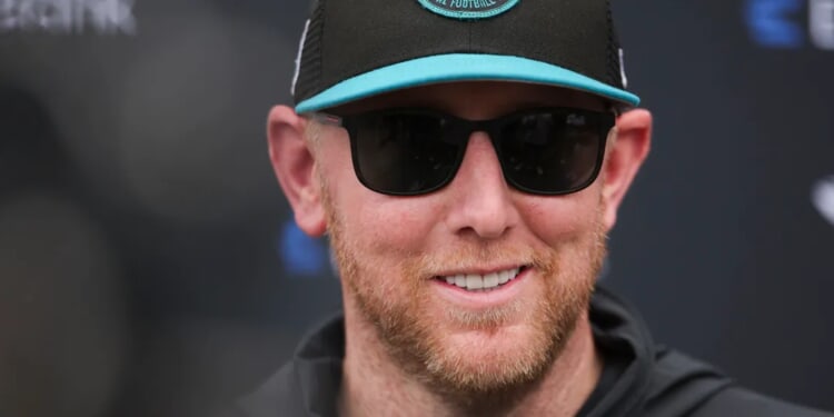 Jaguars’ Liam Coen Gets Sweetest Of Revenge With Brilliant ‘Small Market’ Clapback Against Broncos’ Sean Payton