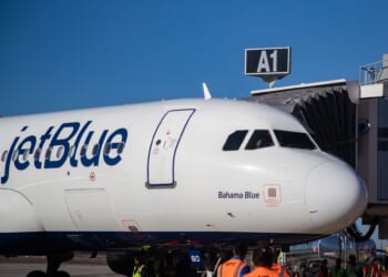 JetBlue Pilot Reports Near Collision With a Military Aircraft Near Venezuela [WATCH]