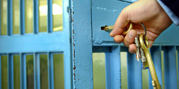 Joran van der Sloot, Who Confessed to Killing Natalee Holloway, Reportedly Attempts Suicide in Prison [WATCH]