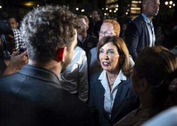 NY's Top Cop? Hochul Blesses Mamdani's 'Stand Up to ICE' Crash Course for Criminals – Twitchy