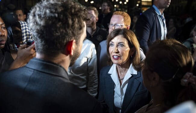 NY's Top Cop? Hochul Blesses Mamdani's 'Stand Up to ICE' Crash Course for Criminals – Twitchy