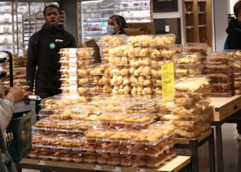 Rest In Peace To All The Innocent Pastries That Got Wasted During Insane Brawl That Popped Off At Whole Foods