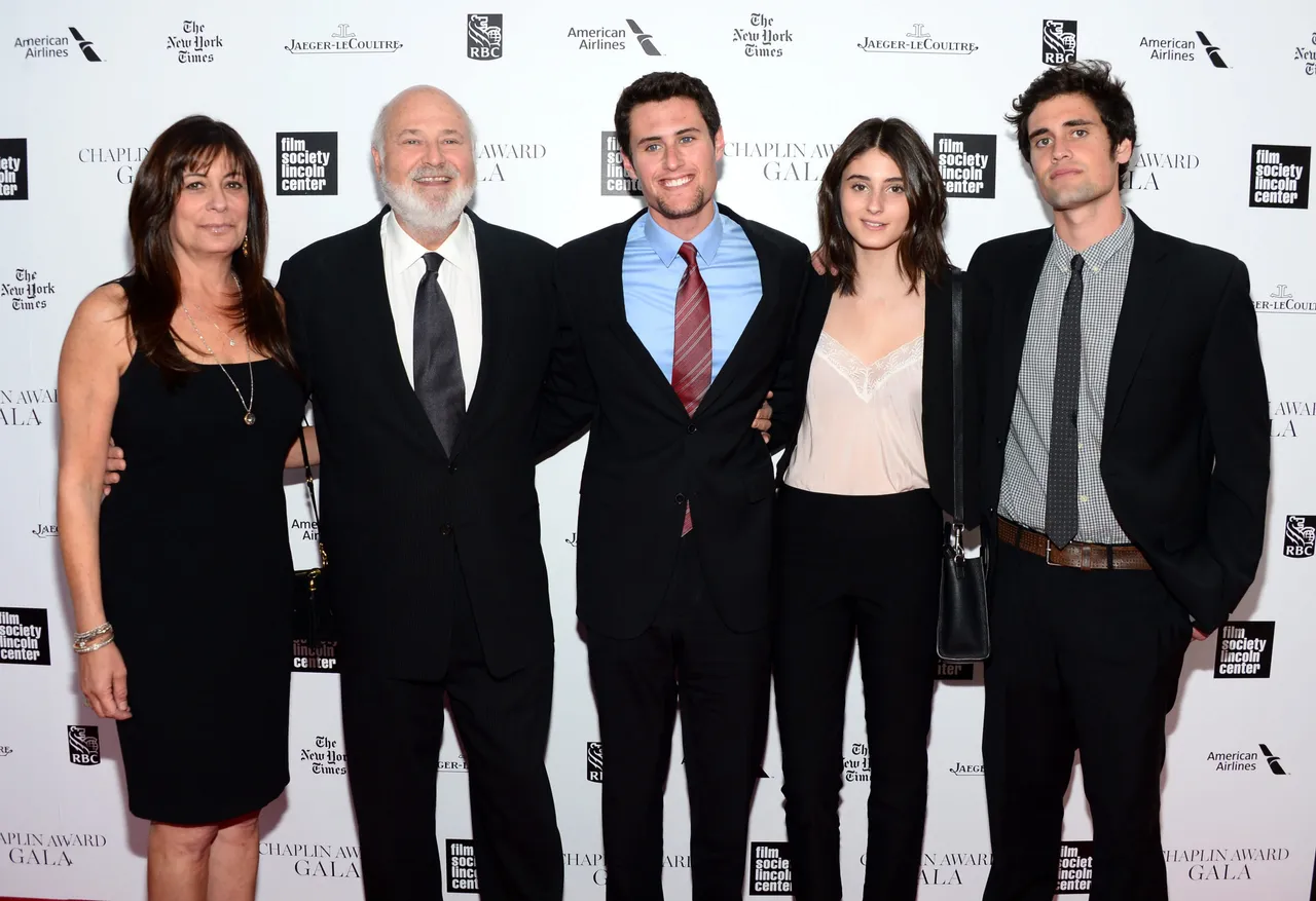 NEW YORK, NY - APRIL 28: Honoree Rob Reiner poses with family at the 41st Annual Chaplin Award Gala at Avery Fisher Hall at Lincoln Center for the Performing Arts on April 28, 2014 in New York City. (Photo by Michael Loccisano/Getty Images)
