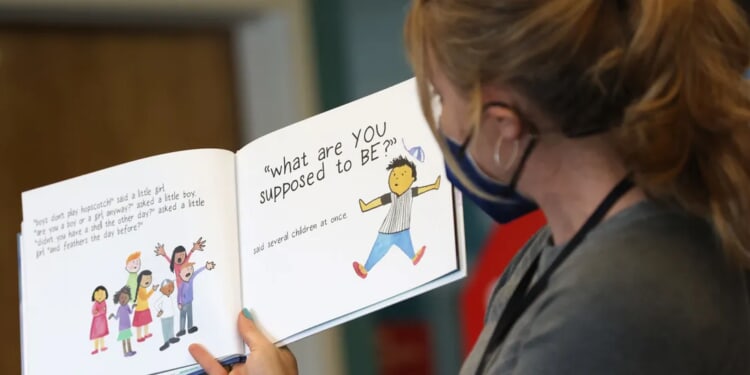 STEPHEN MOORE: Why Johnny Can’t Read