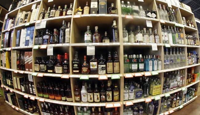 Saudi Arabia's Elite-Only Alcohol Policy Sparks 'Haram Hypocrisy' Jokes – Twitchy