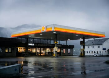 Scrapping the ban on new petrol car sales but keeping R&D subsidies is doing Net Zero right