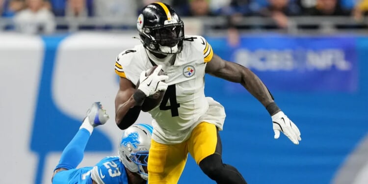 Steelers’ DK Metcalf Throws Punch At Lions Fan In Wild Scene That Will Surely Produce Suspension