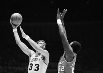 Stuttering Skyhook! Joe Biden Celebrates His Former Full-Court Press Secretary KAREEM Abdul-Pierre – Twitchy