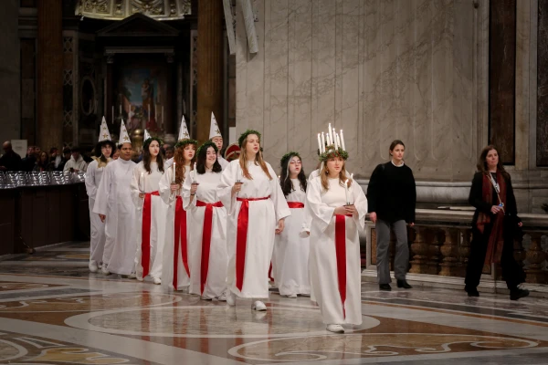 Students from Nordiska Musikgymnasiet — The Nordic Music High School — in Stockholm perform traditional Swedish “Lucia songs” during an afternoon Mass in St. Peter’s Basilica on Dec. 11, 2025. Credit: Bénédicte Cedergren/EWTN News
