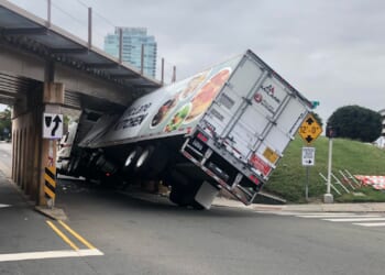 Thousands of CDL Trainers Shut Down [WATCH]