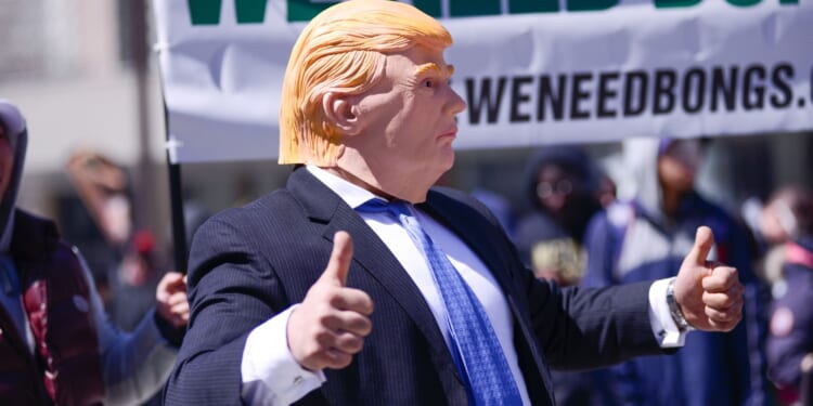 Trump’s Marijuana Move Has Democrats Nervous, CNN Analyst Says [WATCH]