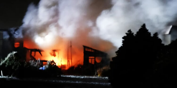 Tsunami Waves Spotted After Magnitude 7.6 Earthquake Rocks Coast Of Japan