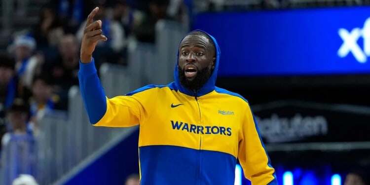 Warriors’ Draymond Green Violently Throws Middle Finger At Raptors’ Scottie Barnes After He Dismisses His 3-Point Game