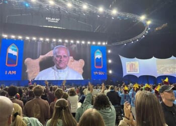 10 New Year’s resolution ideas inspired by Pope Leo’s advice to youth in 2025