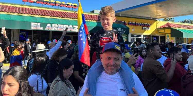 Venezuelan immigrants celebrate U.S. capture of Maduro
