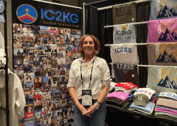 Catholic mom spreads ‘IC2KG’ message to youth, attends first SEEK conference
