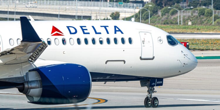 Parents of Man Killed After Crawling Into Delta Jet Engine Sue Salt Lake City Airport [WATCH]