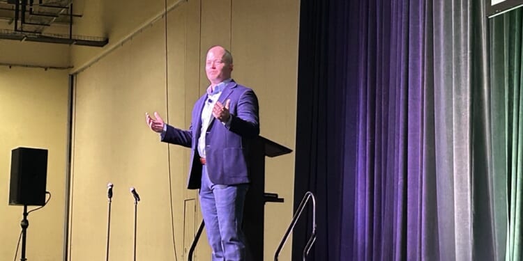 ‘As men, you’re called to act!’ speaker says to a packed room of young men at SEEK 2026