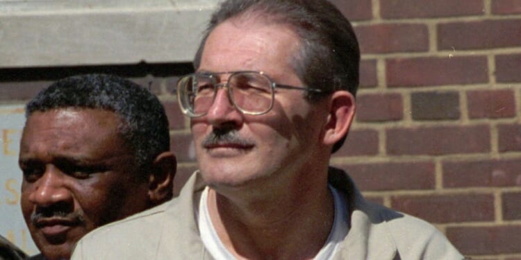 Aldrich Ames dies, sold U.S. secrets to the Soviets