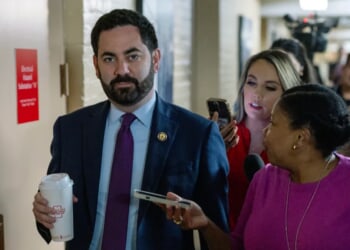 17 House Republicans Vote To Pass Democrat Obamacare Proposal