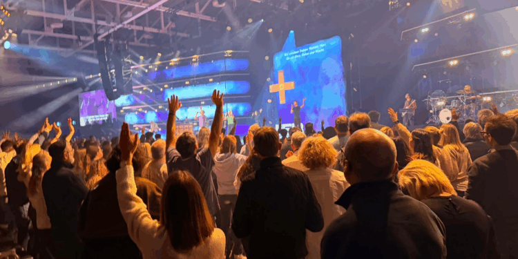 ‘Making Room for God’: MEHR conference draws over 11,000 to Augsburg, Germany