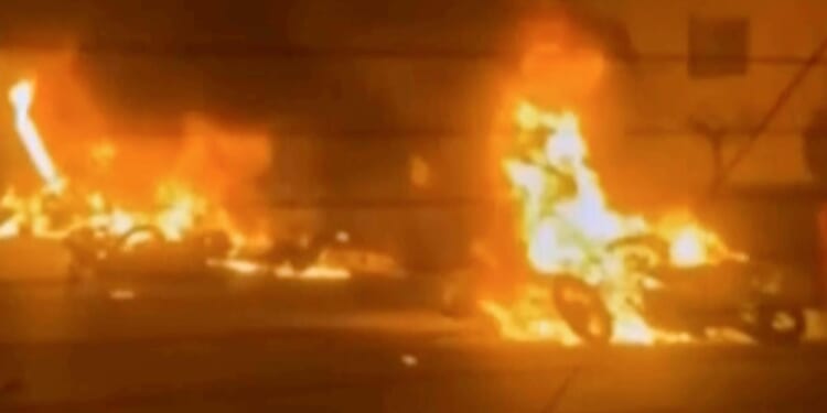 Iran cuts off internet and phone lines as nationwide demonstrations grow