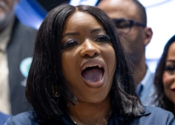 Left-Wing Comedians Bowen Yang, Matt Rogers Warn Against Donating To Self-Absorbed Jasmine Crockett