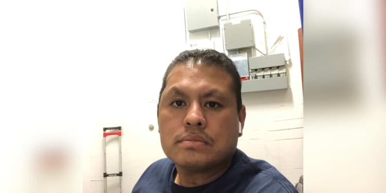 ICE surveilled parish during Mass, mayor says