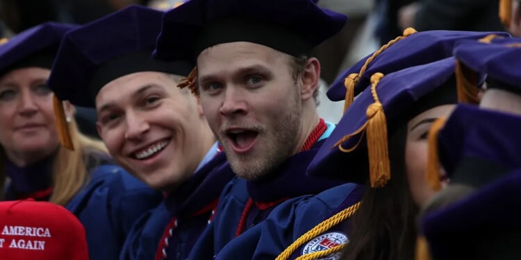 Texas Strips American Bar Of Law School Oversight After ‘Unlawful Discrimination’ Complaints