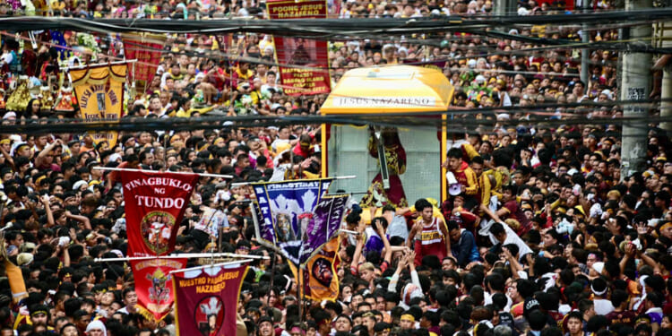 Manila’s feast of the Black Nazarene draws 9.6 million devotees