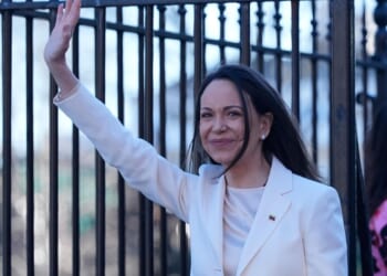 Maria Corina Machado gives Donald Trump her Nobel prize in White House meeting on Venezuela's future