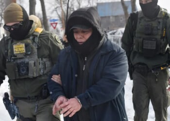 Biden-Appointed Judge Limits ICE Tactics To Avoid ‘Retaliating’ Against Minnesota Protestors