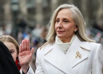 Newly-Minted Dem Governor Abigail Spanberger Immediately Repeals Pro-ICE Order In Virginia