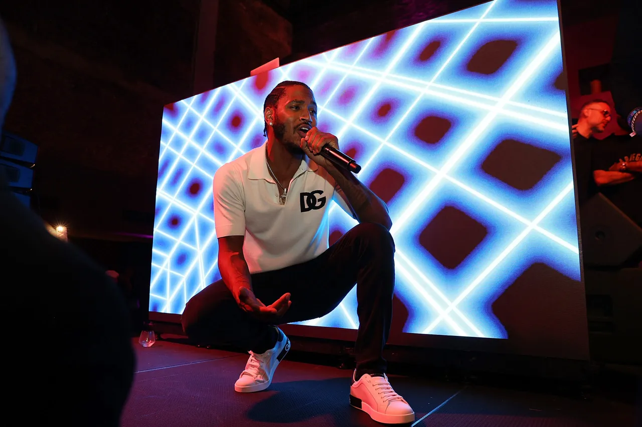 NEW YORK, NEW YORK - JUNE 22: Trey Songz attends inBetweeners & D&G, powered by UNXD. DGFamily NFT.NYC Party at TAO Uptown on June 22, 2022 in New York City. (Photo by Shareif Ziyadat/Getty Images For INBETWEENERS x DOLCE & GABBANA)