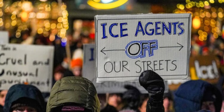 ICE Reportedly Orders Agents To Avoid Minnesota ‘Agitators,’ Hunt Down Worst Illegal Aliens