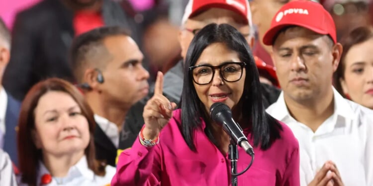 Venezuela Opens Oil To Private Investors