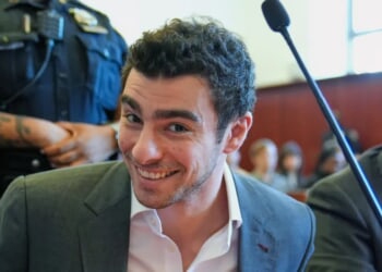 Man Impersonating FBI Agent Reportedly Tries To Free Luigi Mangione With Unusual Utensils