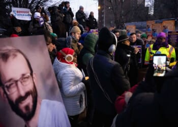 DOJ opens civil rights investigation into Alex Pretti's death