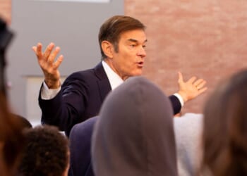 400 Medicaid Businesses Discovered in One Minnesota Building, Dr. Oz Has Questions [WATCH]