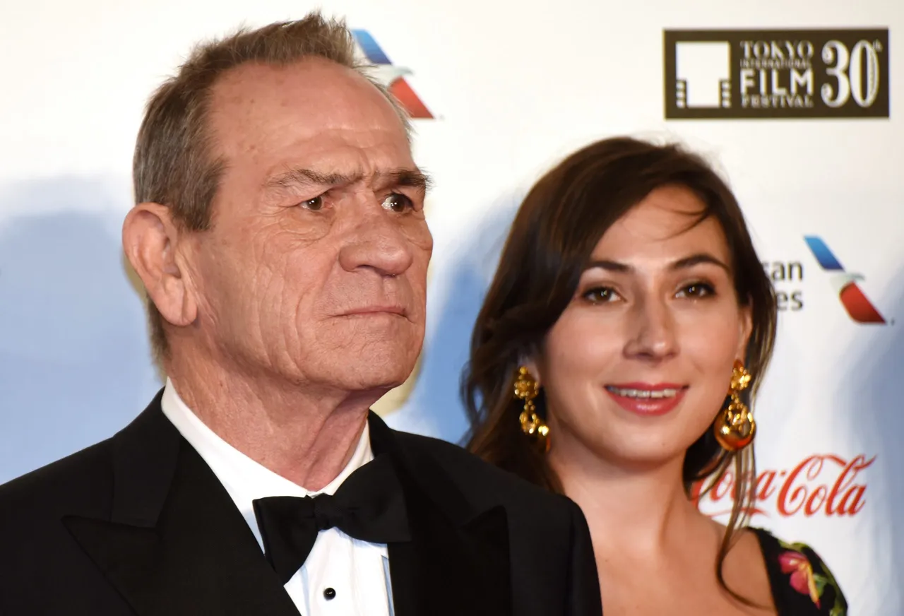 US actor Tommy Lee Jones (L) as president of jury, poses with his daughter Victoria Jones (R) in a photo session prior to the opening ceremony of the 30th Tokyo International Film Festival in Tokyo on October 25, 2017. The film festival will be held from October 25 to November 3, 2017. / AFP PHOTO / Kazuhiro NOGI (Photo credit should read KAZUHIRO NOGI/AFP via Getty Images)