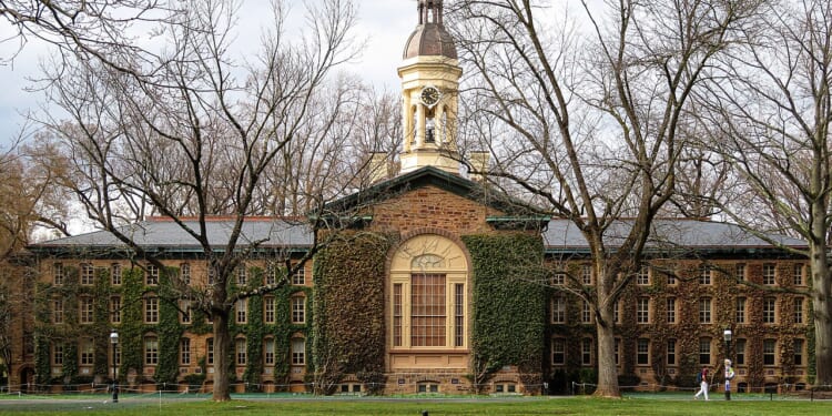 Administering Colleges: 1960s and Today | The American Spectator