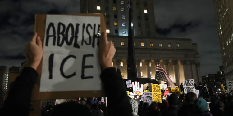 After ICE shooting of U.S. citizen, Minneapolis archbishop pleads for prayers, calm