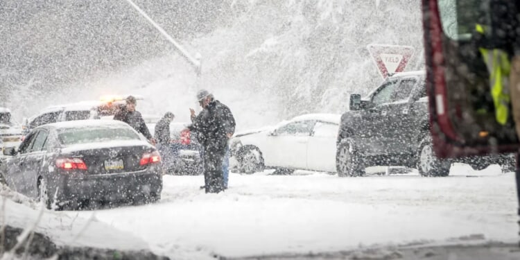 At Least 25 States To Be Impacted By Winter Storm Threatening Heavy Snow