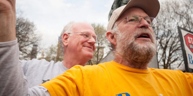 Ben & Jerry’s Co-Founder Calls for ICE to Be ‘Defunded and Disbanded’ After Shootings in Minneapolis [WATCH]
